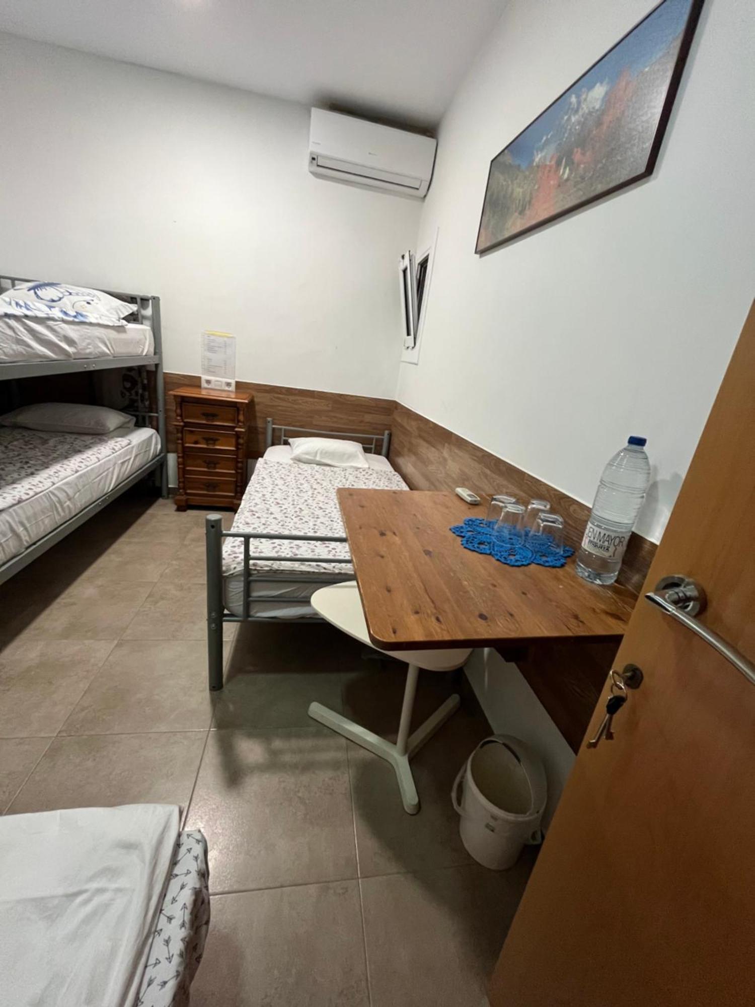 Cozy Room Next To El Prat Airport エル・プラー・デ・ジョブレガット エクステリア 写真